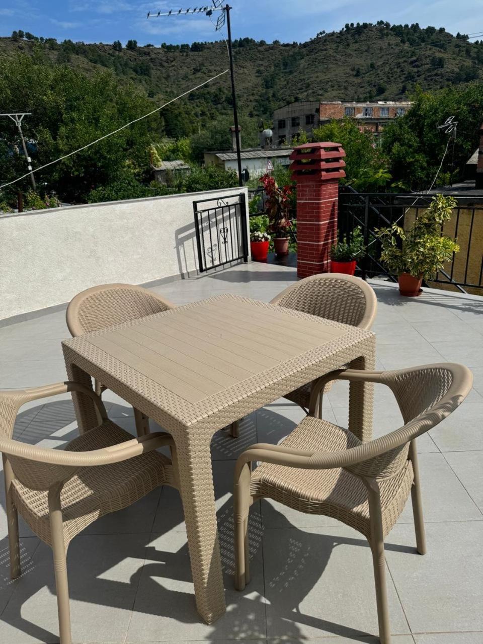Villa Zefi Rrenc Papaj Esterno foto