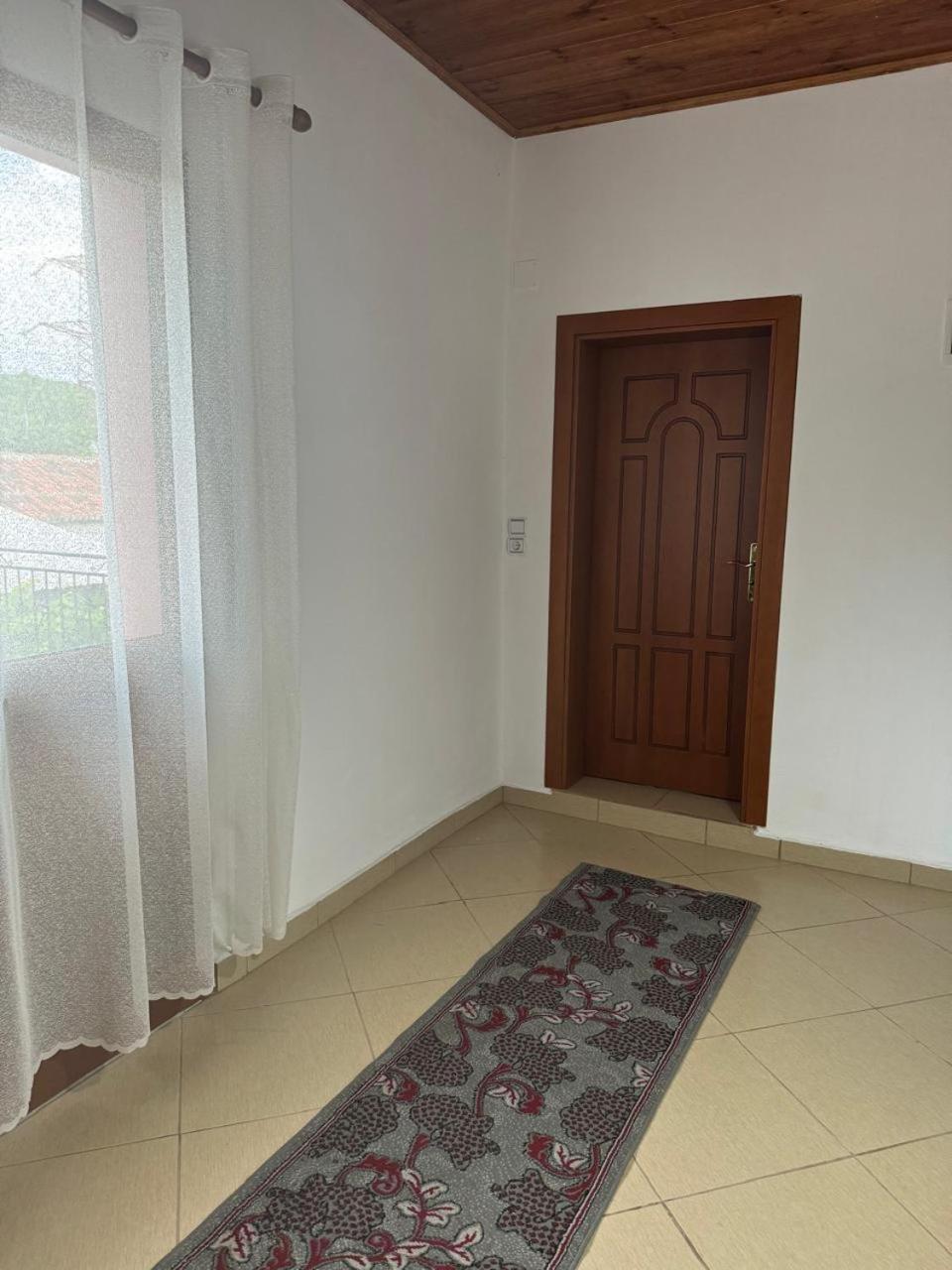 Villa Zefi Rrenc Papaj Esterno foto