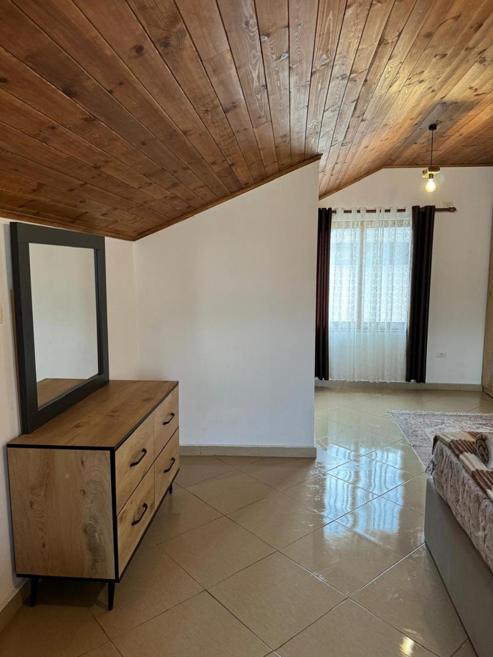 Villa Zefi Rrenc Papaj Esterno foto