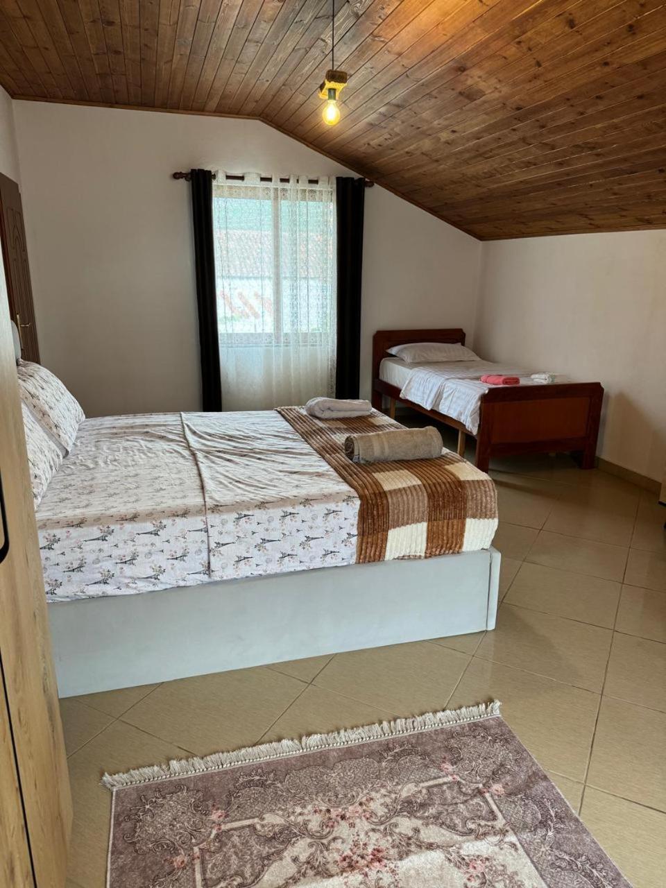 Villa Zefi Rrenc Papaj Esterno foto