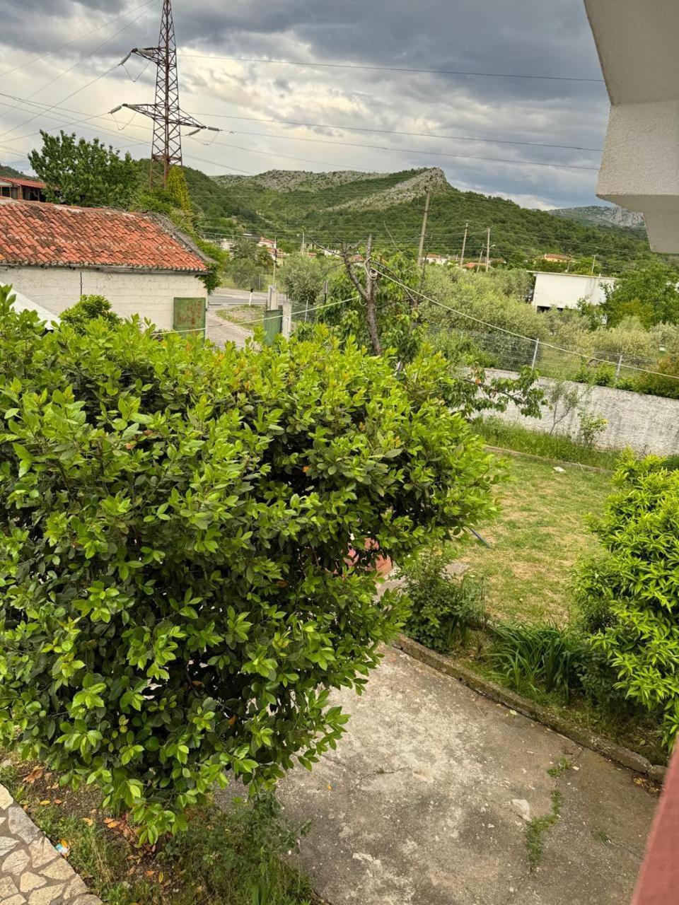 Villa Zefi Rrenc Papaj Esterno foto