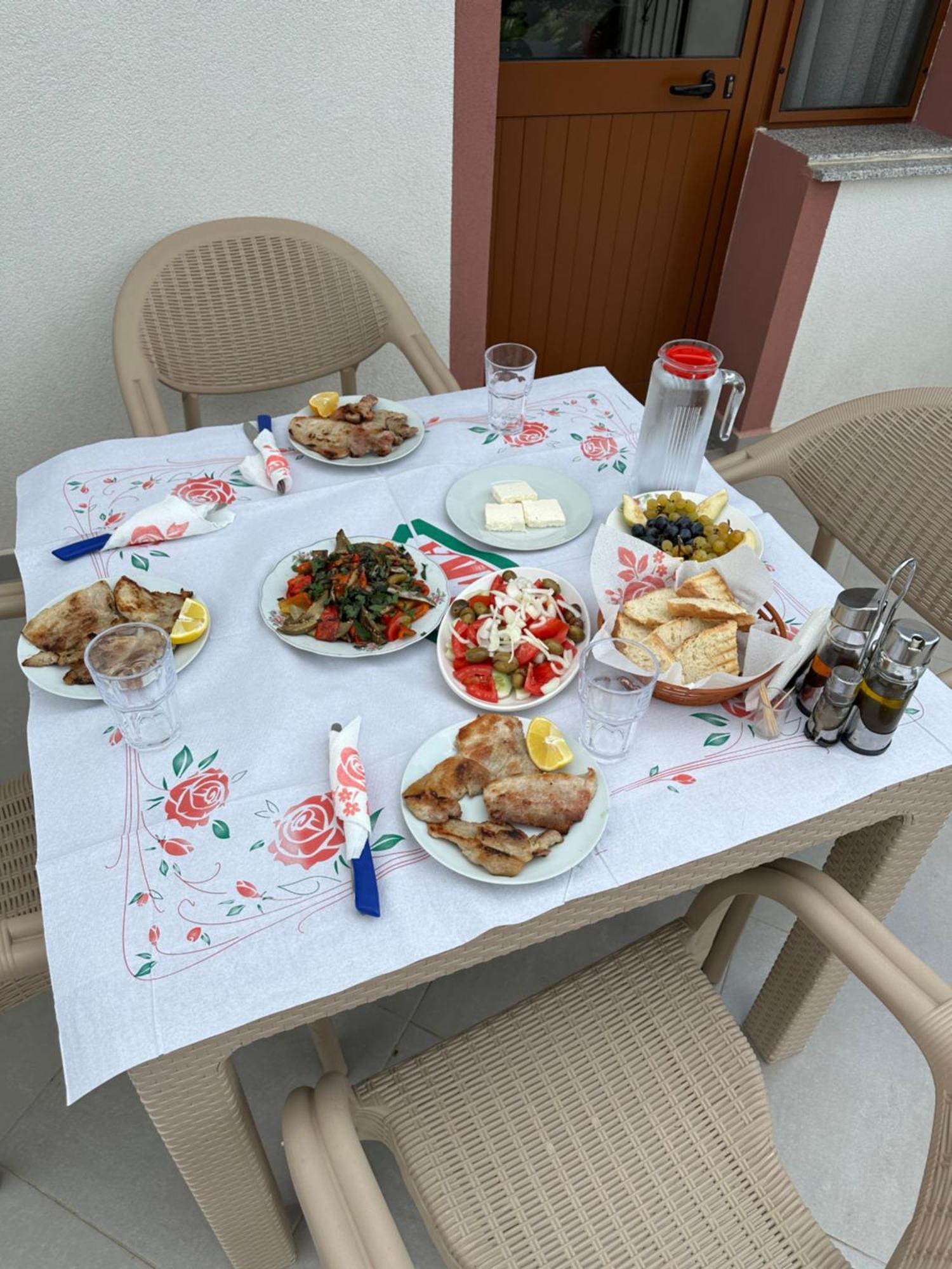 Villa Zefi Rrenc Papaj Esterno foto